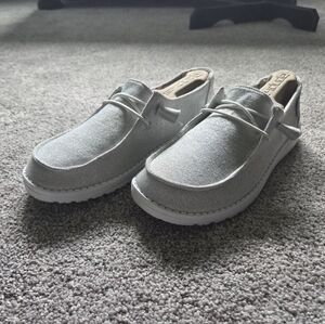 Hey Dudes- Women's Size 8